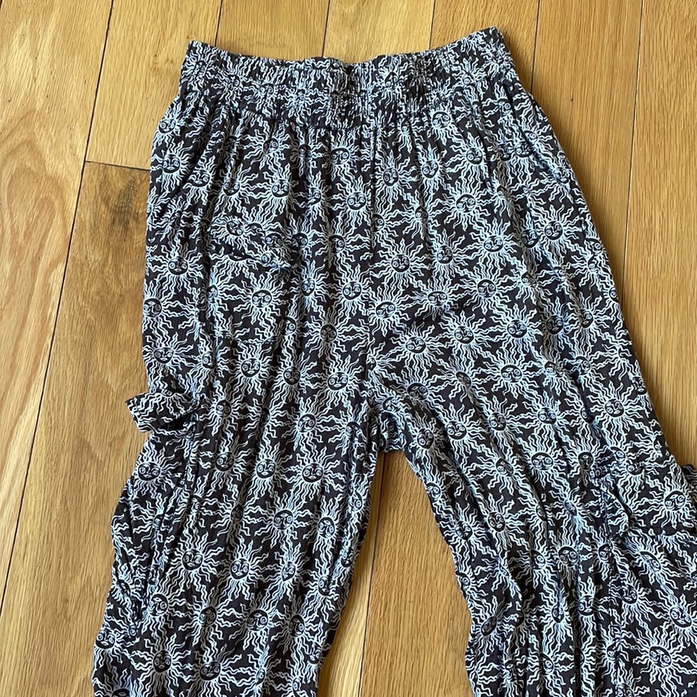 Urban Outfitters Flowy Cargo pants